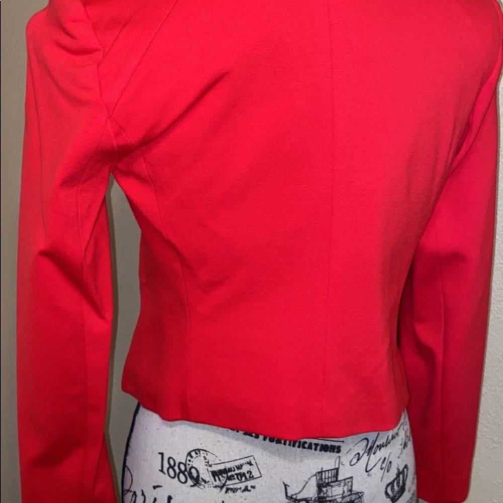 Red coat - Picture 2 of 3